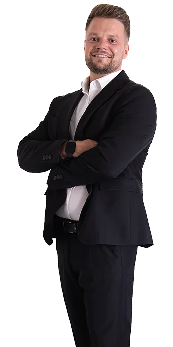 Julian Kögel, Immobilienberater