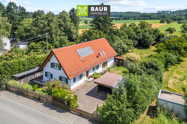360°| Ehemaliges Bauernhaus bei Bad Waldsee mit viel Potenzial und Charme – sofort bezugsfrei!