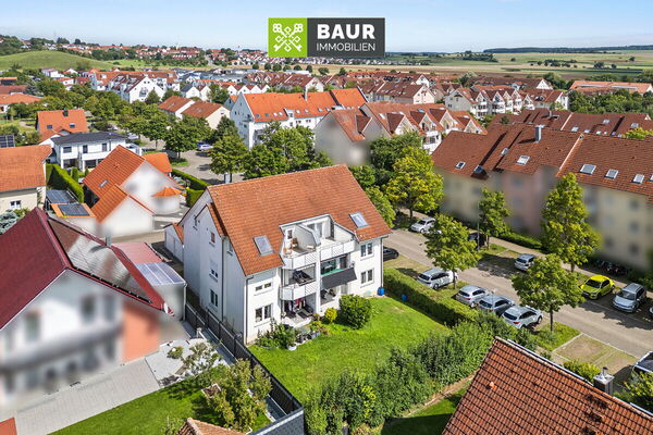 360°I SOFORT EINZIEHEN & WOHLFÜHLEN – Helle Dachgeschosswohnung mit Balkon, Dachspitz & Stellplatz