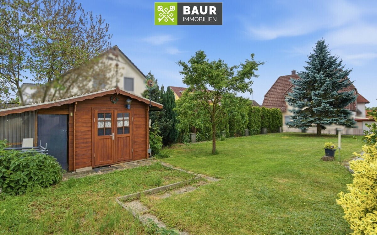 Real Estate Title Image Background