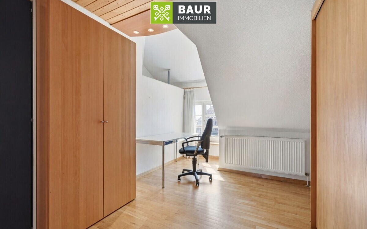 DG WO2 Rechts Büro