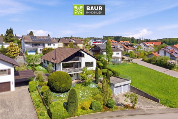 360° | Exklusive und gepflegte Familienvilla in Höhenlage von Baindt – sofort bezugsfrei