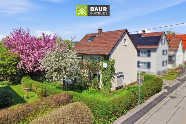 360° | Familiärer Klassiker von 1957 – in begehrter Lage von Ravensburg