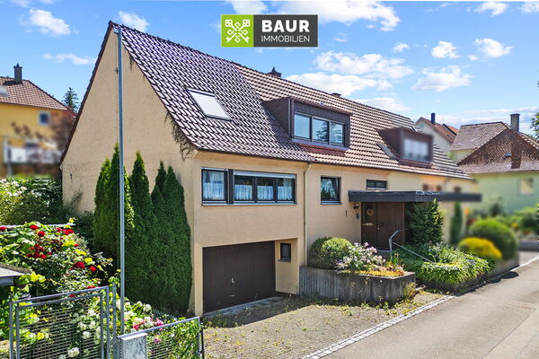 360°| Zentrale Lage in Biberach: Leerstehende Doppelhaushälfte mit Anbau und Potenzial