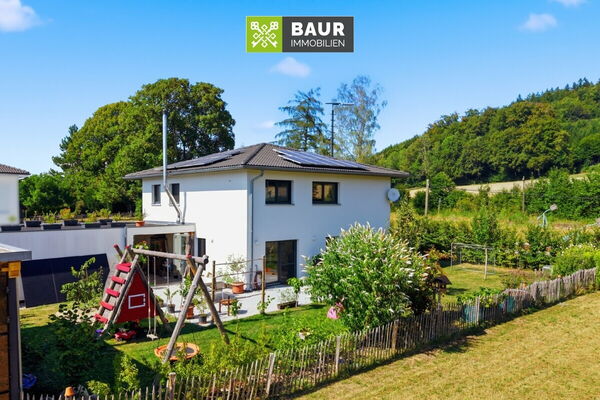 360° | Modernes KfW-40-Plus-Haus mit großem Garten, Doppelgarage & Carport