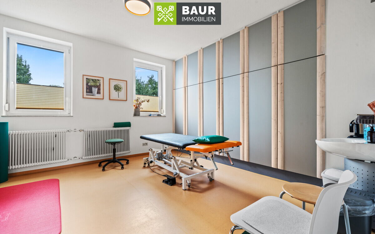 Behandlungsraum EG