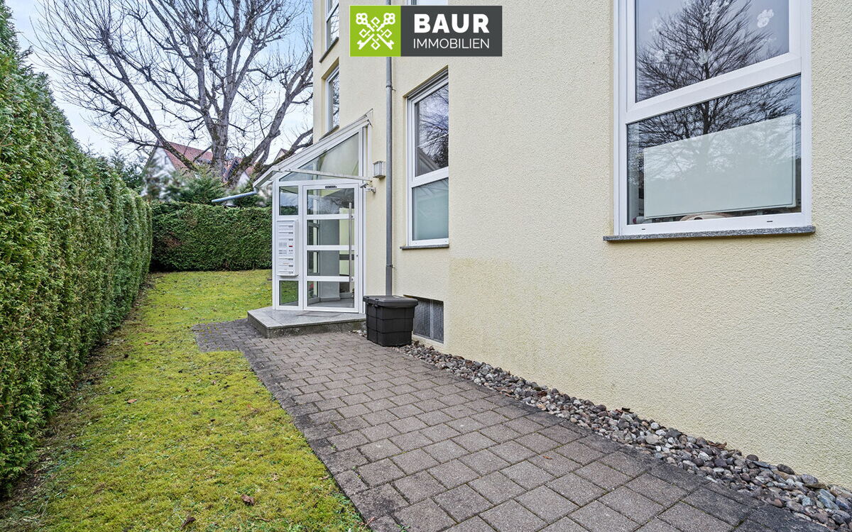 Eingangsbereich Mehrfamilienhaus