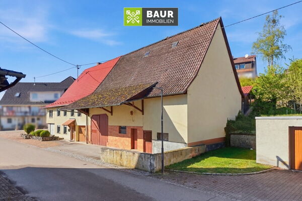 360°I Klein in der Höhe, groß im Charme – günstiger Bauernhof mit Ökonmiegebäude bei Sigmaringen