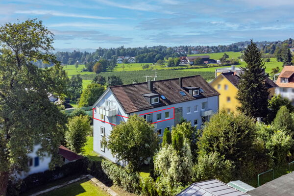Lindau am Bodensee! Großzügige 3,5 Zimmer-Wohnung mit Berg- und Teil-Seesicht