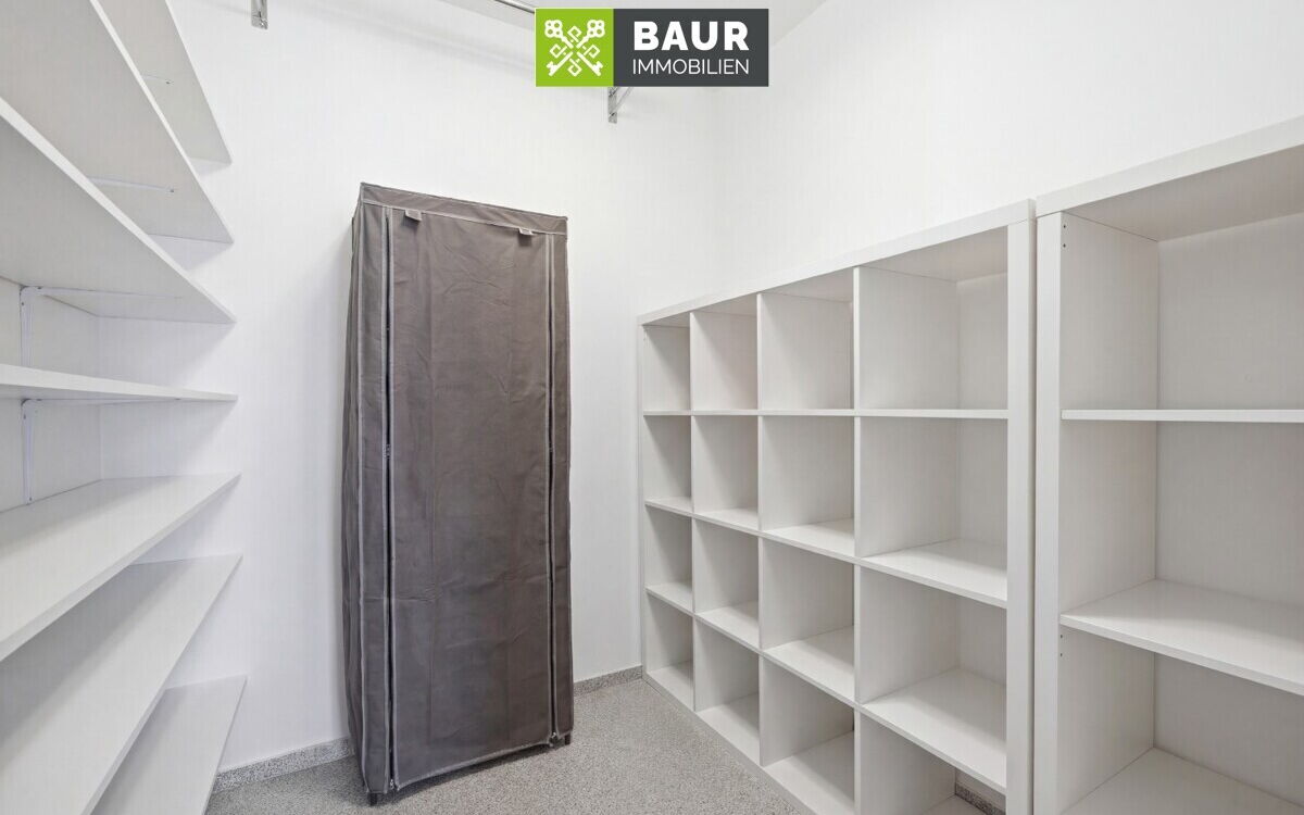 1. OG Ankleidezimmer