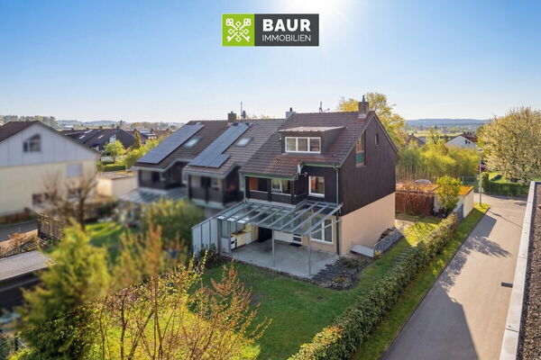 360° | Großzügiges Reihenendhaus mit weitläufigem Garten und Garage in Friedrichshafen-Waggershausen